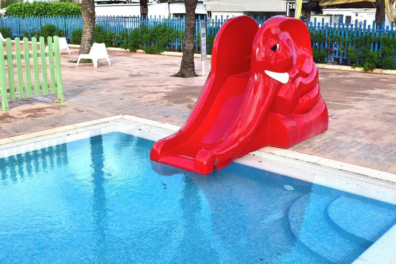 Bungalow En Camping De La Manga المظهر الخارجي الصورة